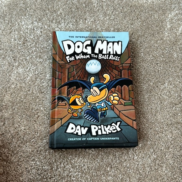 dogman for whom the ball rolls - Picture 1 of 2